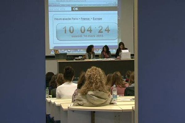 1149 candidats passent aujourd'hui les épreuves du concours. 90 seront admissibles. Il y a 20 places.