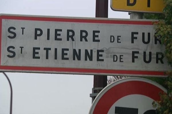 Même les panneaux de signalisation rassemblent les deux communes !