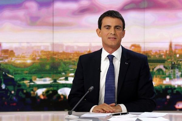 Manuel Valls sur le plateau de France 2 le 07/12/2014