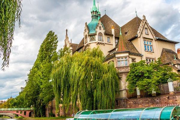 Le Lycee Des Pontonniers A Strasbourg Plus Beau Lycee De France