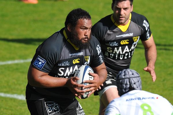 Uini Atonio, un jeu puissant pour cet athlète de plus de 140 kg.