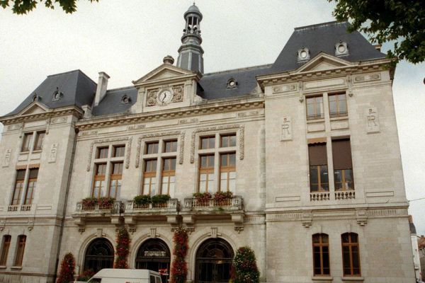 Un conseil municipal exceptionnel s'est tenu à l'hôtel de ville de Montluçon jeudi 20 septembre