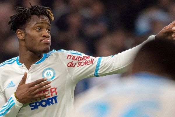 Mchy Batshuayi célèbre son but face à Ajaccio.