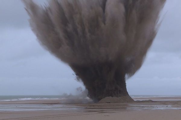 Destruction d'engins explosifs de la Seconde Guerre Mondiale à Wissant