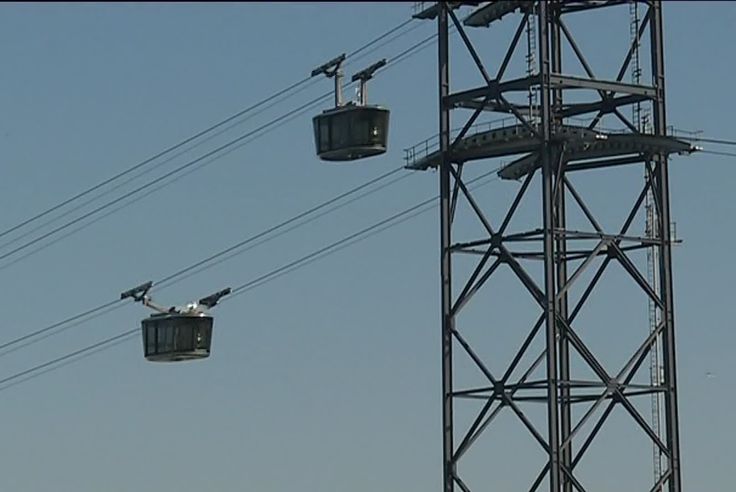 A Brest Le Telepherique S Immobilise Et Relance La Campagne Pour Les Municipales