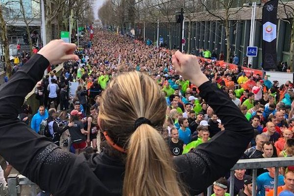 Près de 4000 participants aux environs de la gare d'Austerlitz ce dimanche 10 mars pour le départ du semi-marathon de Paris