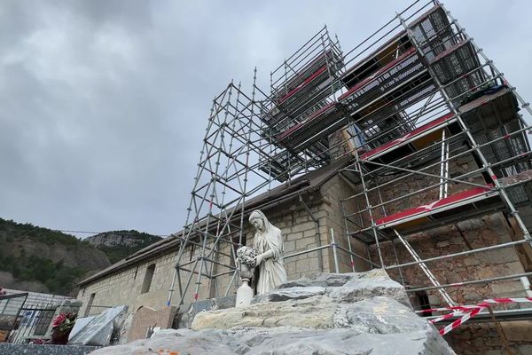 L'église de Sauze (Alpes-Maritimes) est déjà en réparation. Mais il manque 53.000 à cette petite commune des Alpes-Maritimes pour les mener à bien.