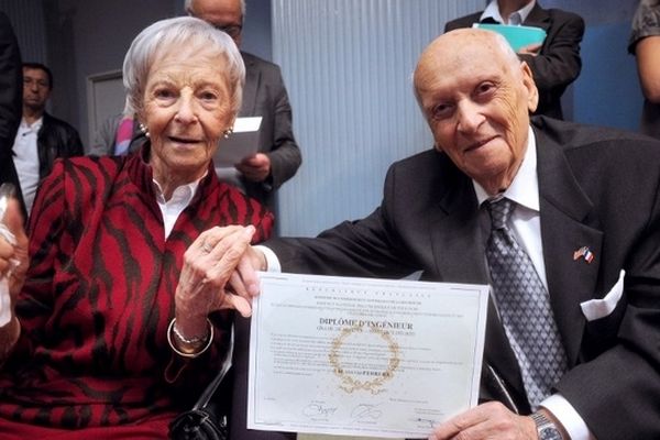 Silvio Ferrera et sa femme Irma lors de la remise des diplômes de la promo 2012 de l'école de génie électrique de Toulouse