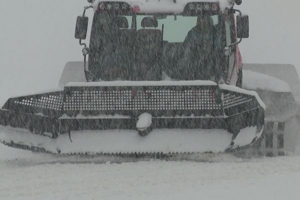 Les dameuses connectées de Courchevel permettent à la station savoyarde de réaliser des économies d'énergie