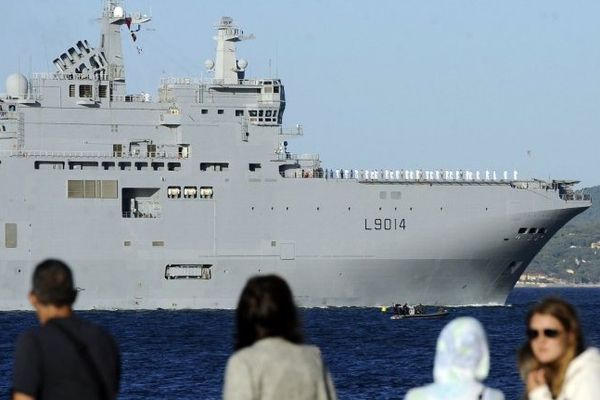 Les impressionnants navires de guerre ont longé les côtes varoises.