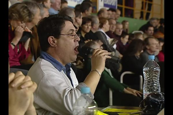 Chauffeur de salle pendant une vingtaine d'années lors des matchs du Stade Poitevin Volley Club et journaliste sportif, Thierry Montero est décédé.