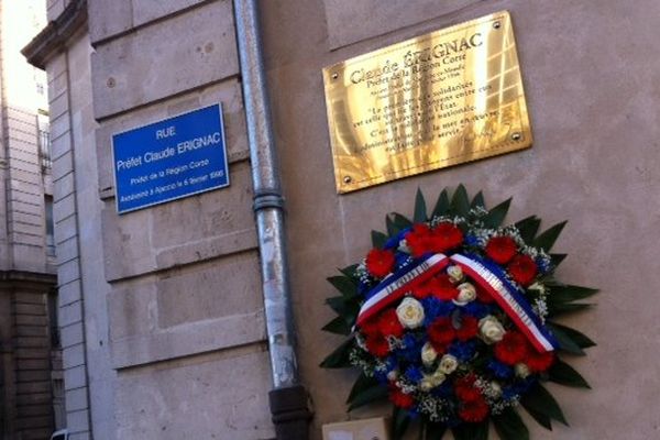 dans la rue Claude Erignac, ce 6 février 2014