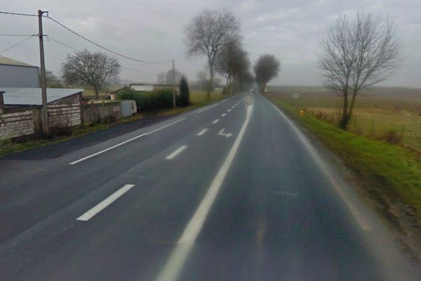 Le piéton a été fauché sur la D939 à hauteur de Haute-Avesnes, entre 6h30 et 7h, ce samedi matin.