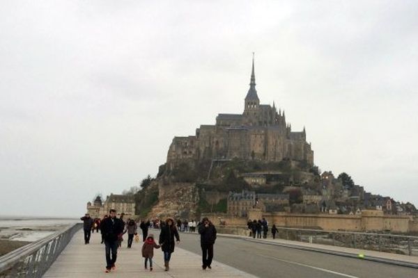 Les Grandes Marees Au Mont Saint Michel Horaires Acces Jt En Direct