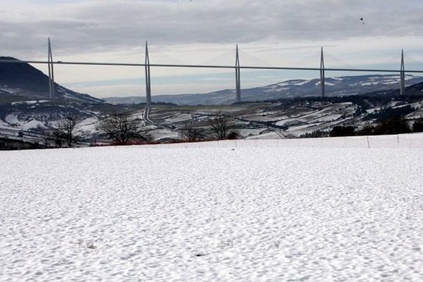 Neige à Millau (archive février 2006)