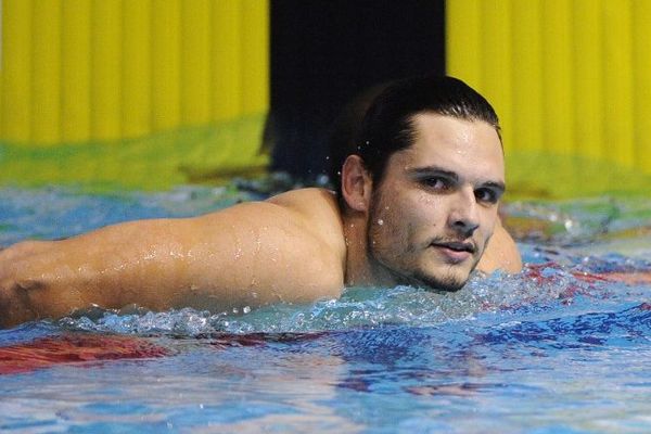 Sportif préféré des Français, Florent Manaudou se lance dans le grand bain ce vendredi à Nice.