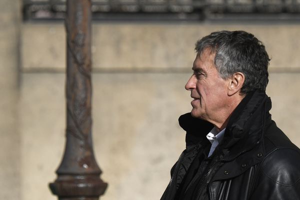 Jerome Cahuzac à sa sortie du tribunal lundi 12 février.  