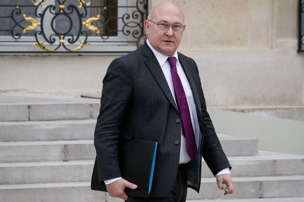 Michel Sapin avait évoqué "la naïveté" des autorités belges à l'égard du communautarisme.