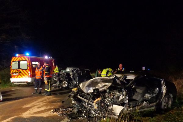 A 19h15 le 26 décembre, sur la D198 à la sortie de la ville, choc frontal entre deux véhicules. 