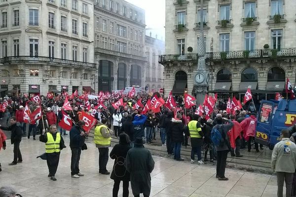 Comme ici à Bordeaux, les manifestants ont été très nombreux à défiler dans les rues d'Aquitaine.