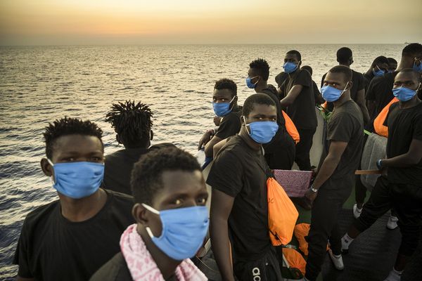 350 migrants au large des côtes de la Sicile, le 31 août 2021