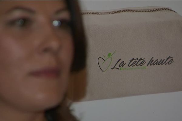 Le CAP, un coffret d'aide aux patients, présenté le 10 octobre à Lyon : une initiative de l'association "La Tête Haute, je soutiens Marin" pour venir en aide aux traumatisés crâniens 