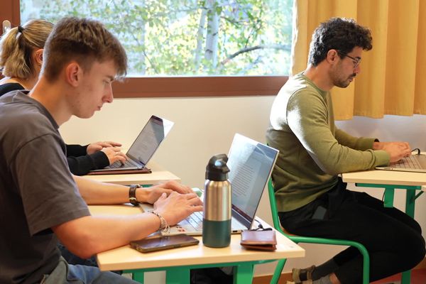 Étudiants en troisième de droit à la faculté de Brive-la-Gaillarde.