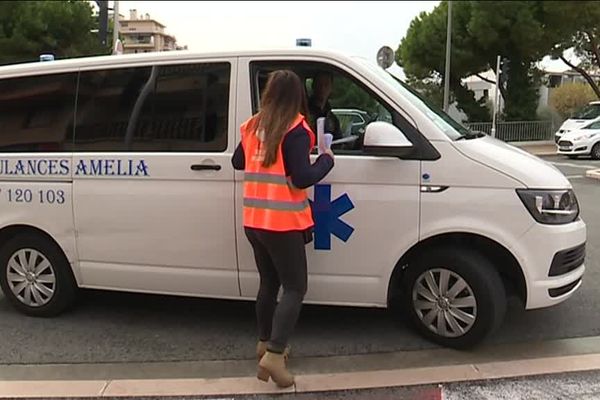 La CFDT distribuait des tracts ce vendredi matin devant l'hôpital Pasteur II de Nice.