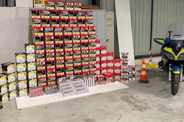 55,550 kg de tabac de contrebande on été découverts à l’intérieur du véhicule.