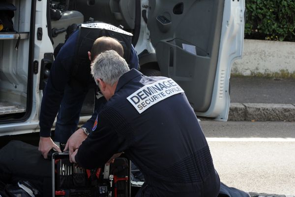 Les démineurs régulièrement sollicités pour des colis suspects ou alertes à la bombe. Image d'illustration.