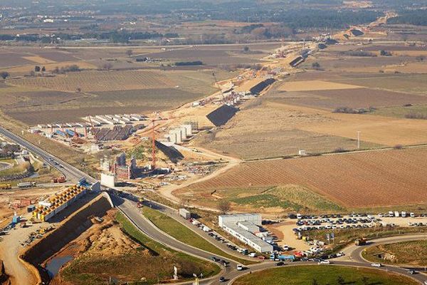 Futur viaduc de la RN113 à Aimargues dans le Gard - février 2015