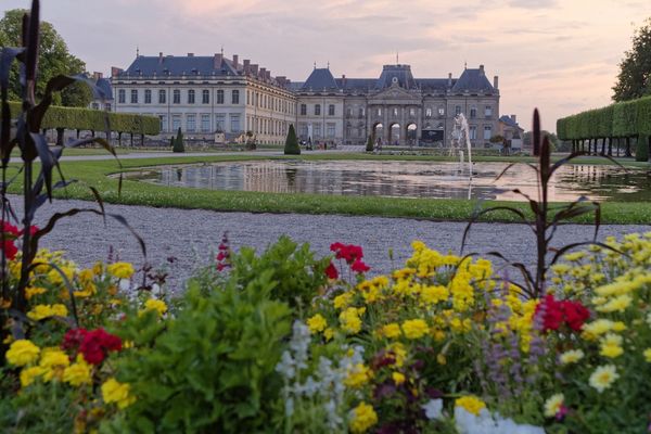 Le parc des Bosquets va retrouver les promeneurs.