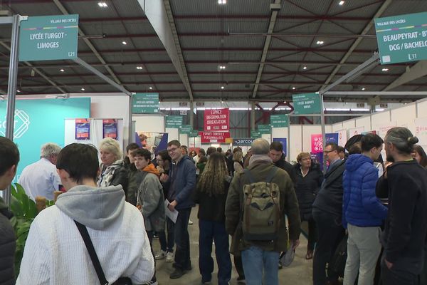 Un forum post-bac se tient à Limoges les 17 et 18 novembre 2023 au parc des expositions.