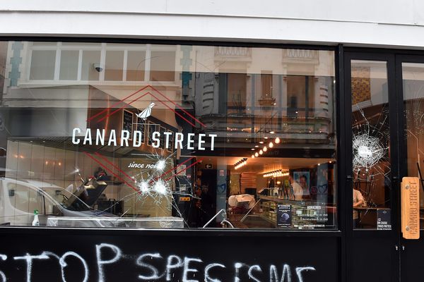 Canard Street, un restaurant victime du vandalisme antispécisme