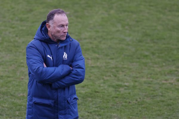 Le 7 décembre 2024, Jean-Pierre Papin, à l'occasion du match OM -Villefranche en national 3 au stade La Gardi de Trets, dans les Bouches-du-Rhône.