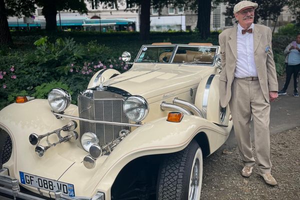 Le concours d'élégance d'automobiles, première étape de la Coupe Florio