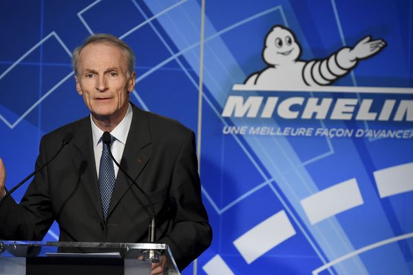 Jean-Dominique Senard, nouveau président du groupe Renault, où il a succédé en février à Carlos Ghosn, fait ses adieux à Michelin vendredi 17 mai lors d'une assemblée générale des actionnaires qui officialisera le passage de relais à la tête du géant du pneu.