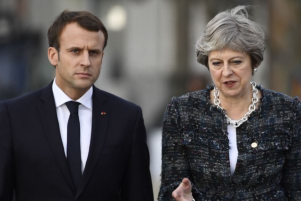 Emmanuel Macron et Theresa May le 17 novembre 2017