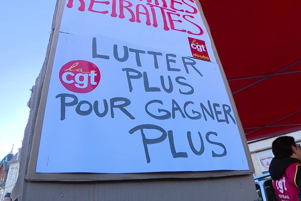 Une affiche à la manifestation.