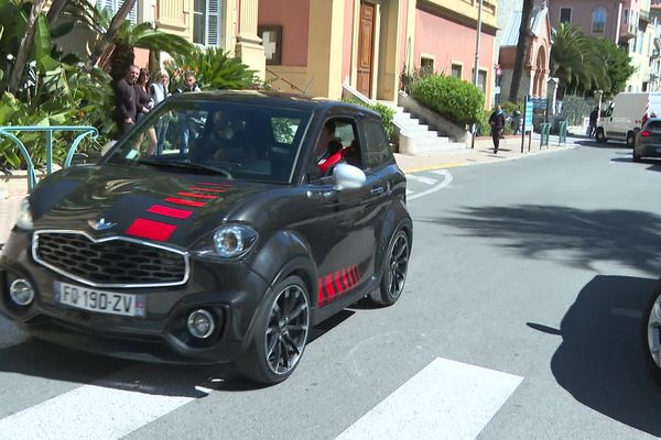 Jordan et Enzo sont partis à bord de la voiture sans permis ce dimanche 16 avril dans la matinée.