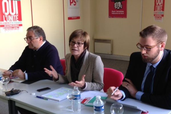 Martine Filleul, première secrétaire du PS dans le Nord, présente le référendum pour l'unité de la gauche aux régionales