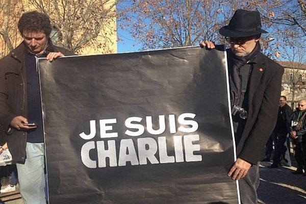 Fabrègues (Hérault) - rassemblement en hommage aux victimes des attentats djihadistes - 10 janvier 2015.