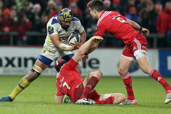 L'auvergnat Fritz Lee retrouvera l'équipe du Munster samedi 19 décembre à 16h15 au stade Marcel Michelin, à Clermont-Ferrand, dans le Puy-de-Dôme. Il faisait partie de l'équipe en 2014 (photo) lors de la victoire de l'ASM Clermont-Auvergne.