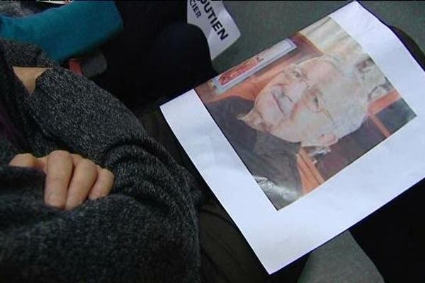 Poursuivi pour avoir aidé sa femme à mourir, Jean Mercier, 87 ans, trop fatigué, n'était pas présent le 25 novembre à l'audience.