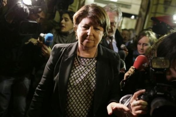 La mise en examen de Martine Aubry pour homicides et blessures involontaire est annulée.