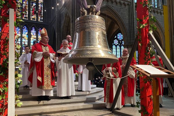 Paul: c'est la nouvelle cloche de la cathédrale de Metz