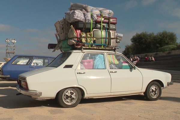 Jusqu'au 27 novembre 2023, sur la place d'arme du Mucem, à Marseille, se trouve l'exposition Renault 12.