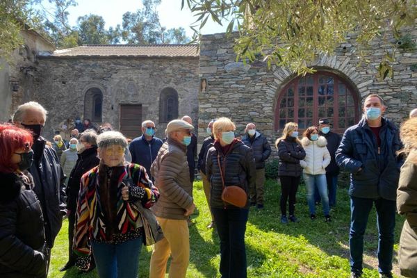 Plusieurs élus insulaires ont fait le déplacement.