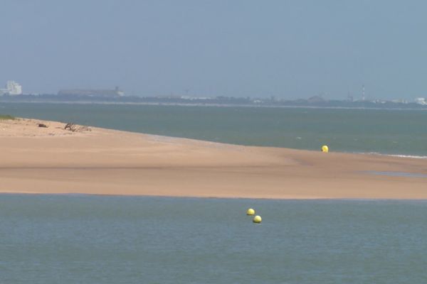 Saint-Pierre-d'Oléron veut rouvrir ses plages.