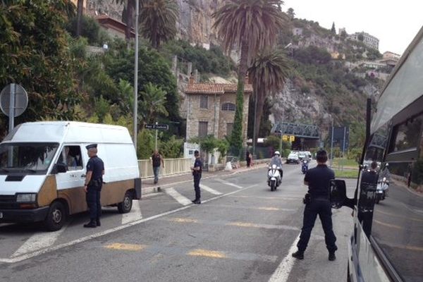 Contrôles ce matin à la frontière franco-italienne, à Menton